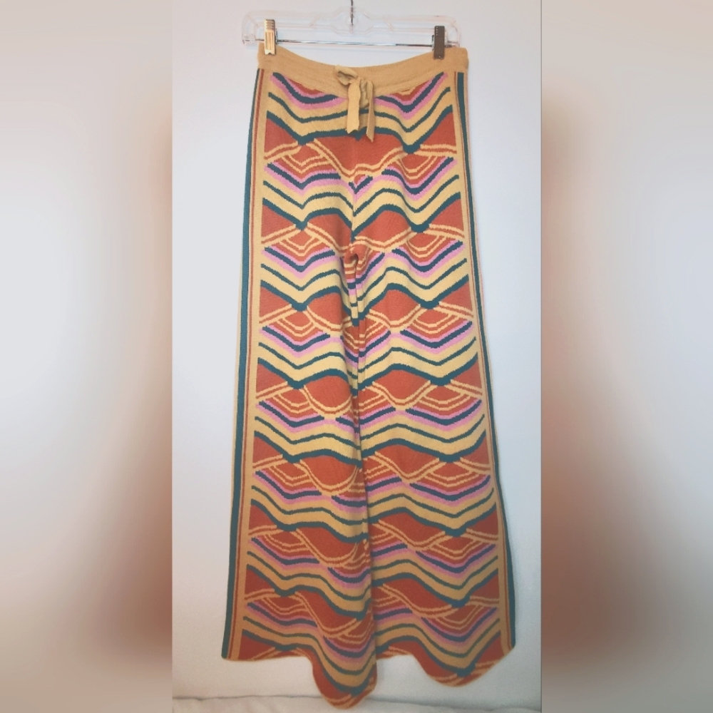 FREE PEOPLE- Pants pull-on - colorful- bell bottom- winter vibes
